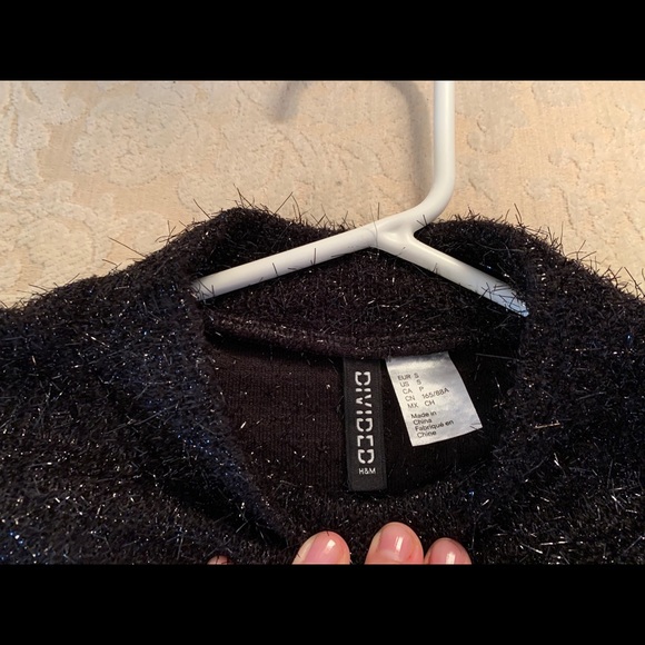 Black long sleeve - Picture 3 of 3